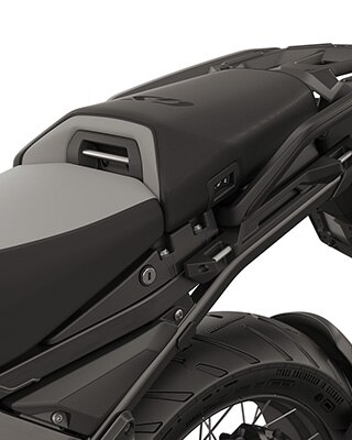 Comfort rider's seat and comfort passenger seat including seat heating